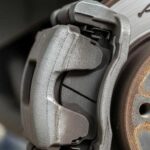 prichiny poyavleniya skripa tormozov i sposoby ustraneniya 1